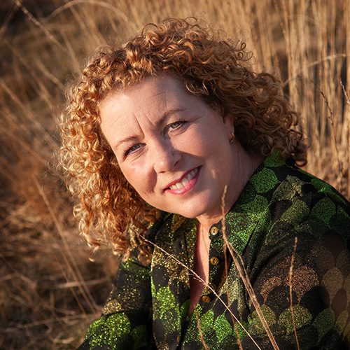 Christie de Lint Bizzy Bee